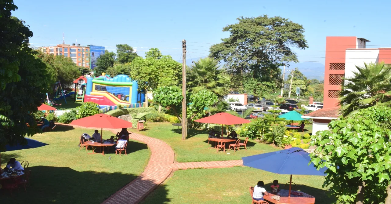 Gardens & kids’ corner at Meru Slopes Hotel